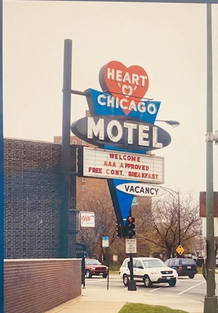 Heart O' Chicago Motel Exterior photo